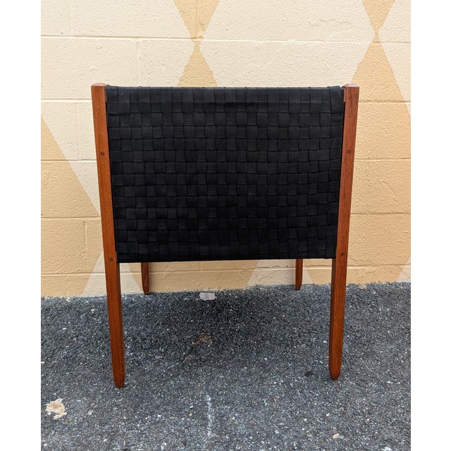 Embodying the clean lines and functional integrity of traditional American craftsmanship, this vintage Shaker style...