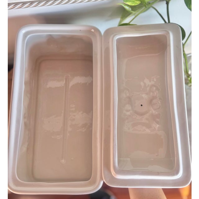 Vintage KMC 3d Hand Painted Rooster Breadbox With Lid For Sale - Image 9 of 11