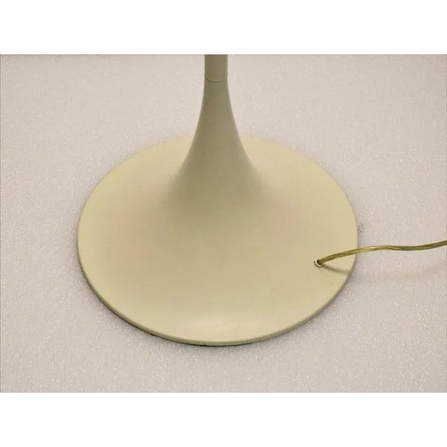 White Italian Floor Lamp in the Style of Verner Panton, 1970s For Sale - Image 8 of 10
