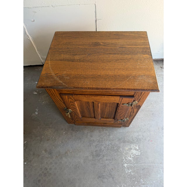 Mission Vintage Solid Oak Mission Style Cabinet | Arts & Crafts Accent Cabinet For Sale - Image 3 of 5