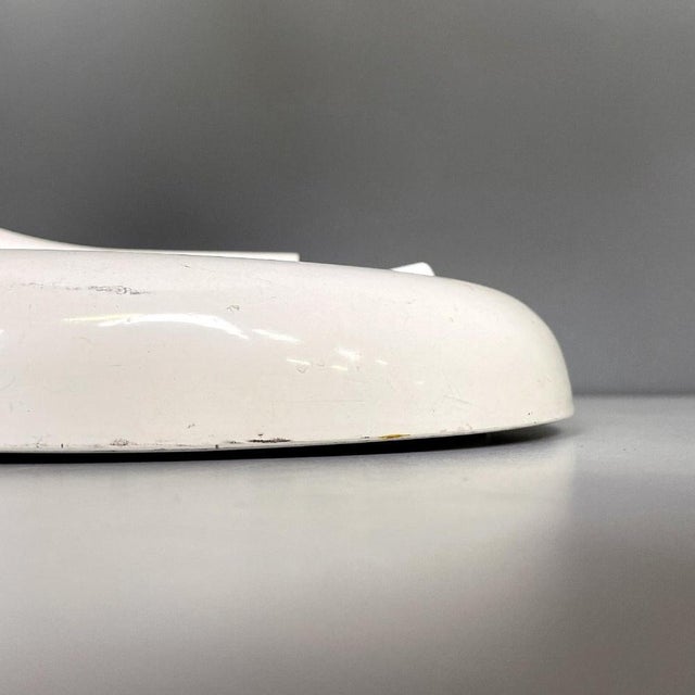 Mid-Century Modern Italian Round White Table Lamp from Stilnovo, 1960s For Sale - Image 14 of 16