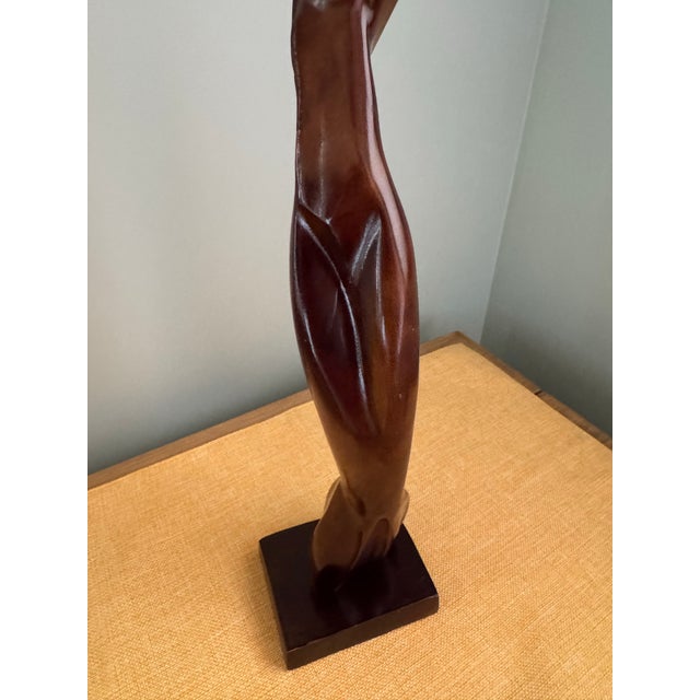Vintage Biomorphic Two-Tone Hardwood Female Sculpture; Mid-Century Modern, Art Deco, Contrast Sapwood/Heartwood Figurative Abstract Carving For Sale - Image 4 of 12