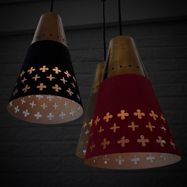 Mid-Century Modern 5302 Pendant Lamp in Perforated Brass & Steel from Einar Bäckström, Sweden, 1950s For Sale - Image 3 of 13