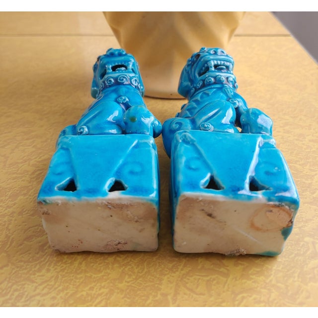 Vintage Mid 20th Century Ceramic Foo Dog Bookends, a Pair For Sale In New York - Image 6 of 6