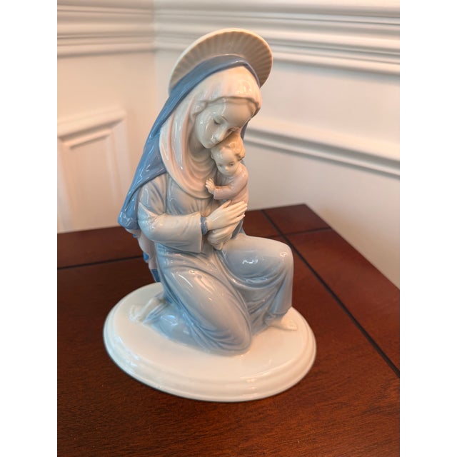 Traditional Vintage German Porcelain Madonna and Child Figurine in Blue & White For Sale - Image 3 of 10