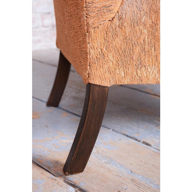 This elegant pair of Art Deco armchairs comes from Czechoslovakia from the 1930s and has undergone careful restoration....