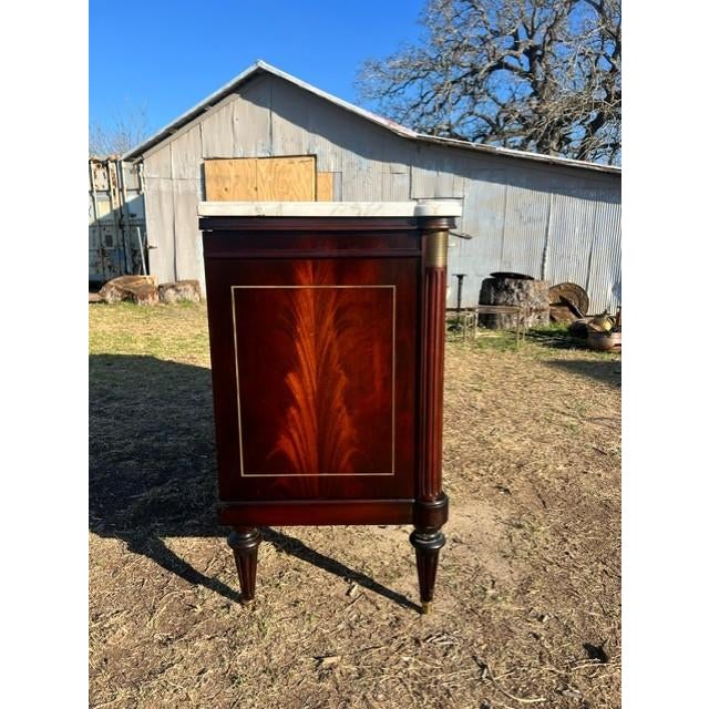 French Louis XVI Flam Mahogany Sideboard Carrera Marble Top 1900s For Sale - Image 17 of 18