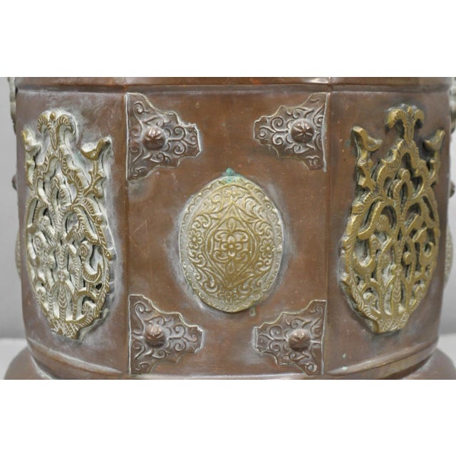 English Antique Anglo Indian Middle Eastern Copper & Bronze Coal Bucket Cachepot Planter For Sale - Image 3 of 12