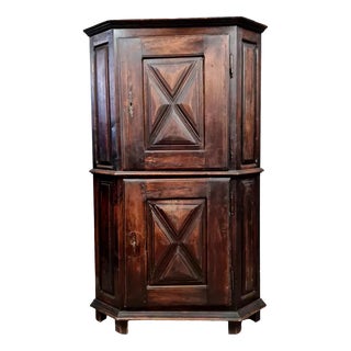 Rustic Louis XIII Style Corner Buffet in Oak For Sale