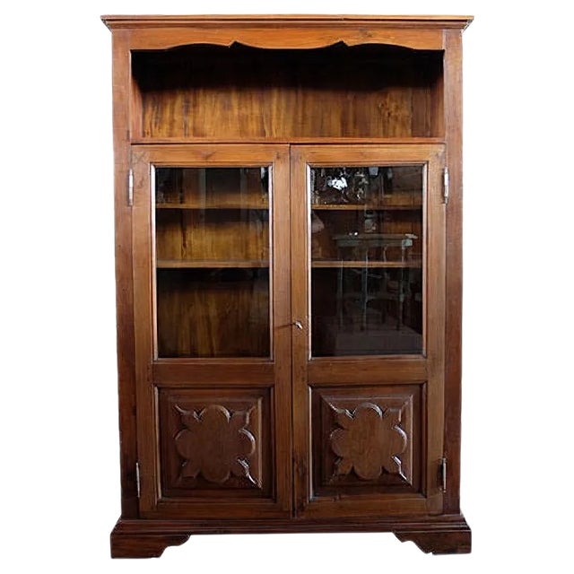 Vintage Hand-Crafted Italian Walnut Bookcase Cabinet, 1980s For Sale