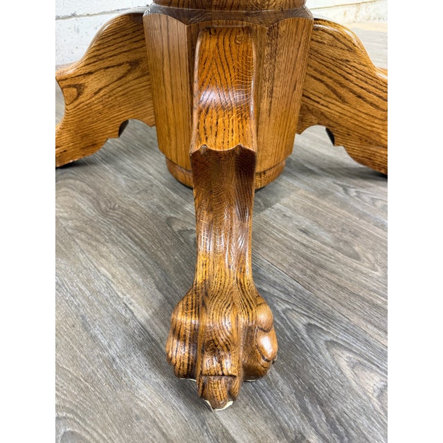 Wood Vintage 48 Inch Round Quarter Sawn Oak Lion Paw Claw Foot Pedestal Dining Table For Sale - Image 7 of 16