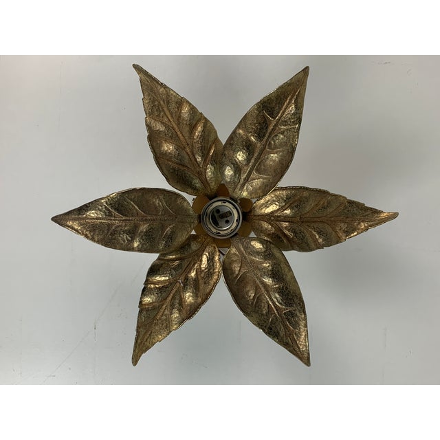 Metal Florentine Brass Floral Wall Sconce by Willy Daro for Massive Lighting, 1970s For Sale - Image 7 of 7