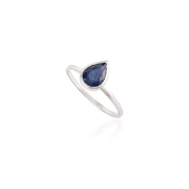 14k White Gold Royal Blue Pear Cut Ring Size 7 For Sale In New York - Image 6 of 9