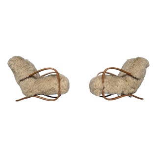 H269 Lounge Chairs in Beige Iceland Sheepskin by Jindrich Halabala, 1930s, Set of 2 For Sale