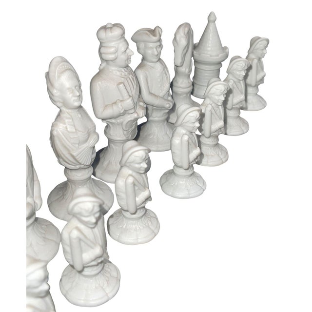 Fürstenberg Porcelain Chess Set on Marble Board, c.1947. For Sale In Los Angeles - Image 6 of 10