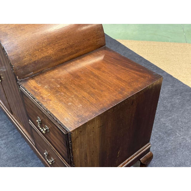 English Buffet Bar in Walnut and Mahogany, 1930s For Sale - Image 12 of 18