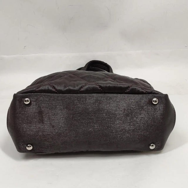 Contemporary 2006 Vintage Chanel Dark Chocolate Brown Coated Canvas Tote Bag For Sale - Image 3 of 18
