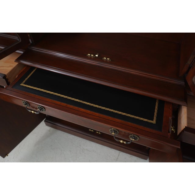 Karges 4 Door Mahogany Breakfront China Cabinet For Sale In Philadelphia - Image 6 of 18