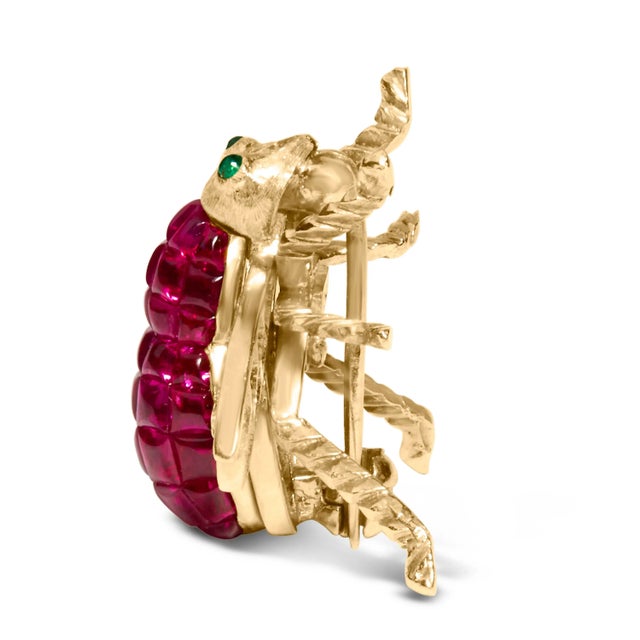 Crafted from opulent 18K yellow gold, this captivating bumblebee brooch pin evocatively pairs nature's splendor with...