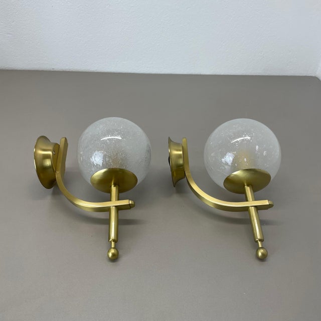 Minimalist Brass and Glass Ball Wall Light Sconces, Italy 1970s, Set of 2 For Sale - Image 9 of 17