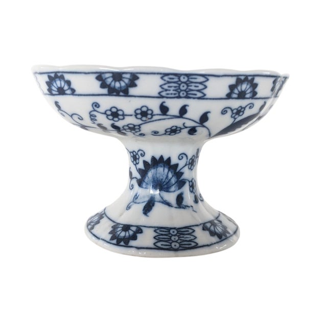 Vintage Blue Onion Porcelain Pedestal Soap Dish Holder For Sale - Image 13 of 13