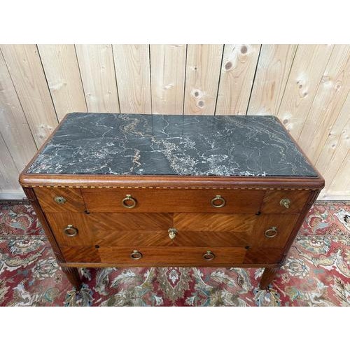 Period: 20th century Style: Art Deco Condition: Some scratches and chips Material: Wood marquetry Length: 115Width:...