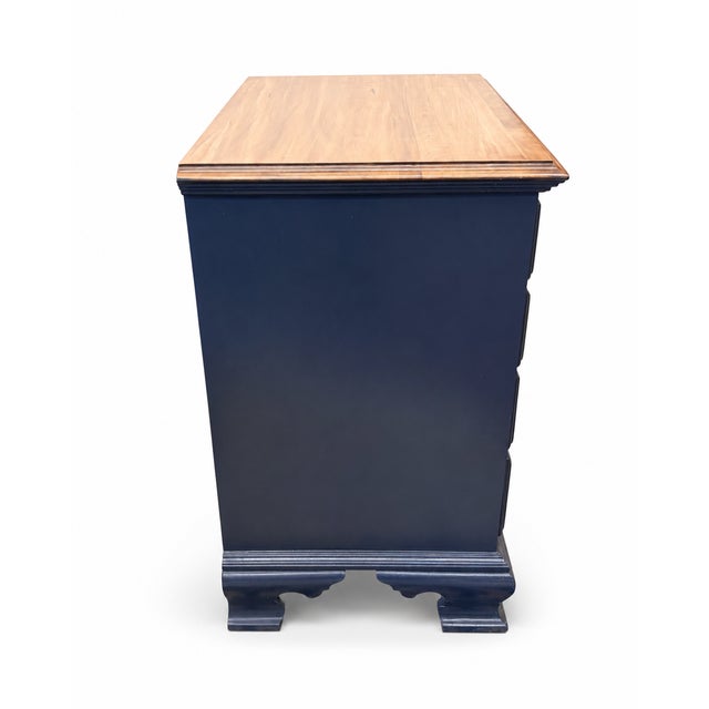 Ethan Allen Mid 20th Century Ethan Allen Navy Blue Painted Four-Drawer Chest For Sale - Image 4 of 8