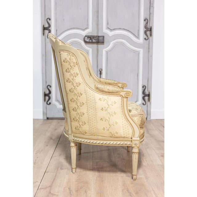 Pair of French Louis XVI Style 1900s Painted and Carved Bergères à Oreilles For Sale - Image 12 of 12