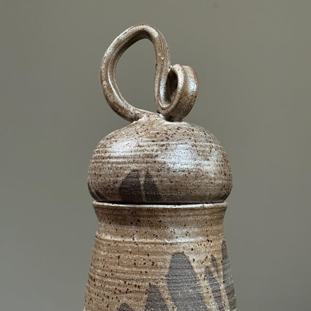 Vintage Abstract Expressionist Stoneware Vessel With Lid, Signed For Sale In Philadelphia - Image 6 of 9