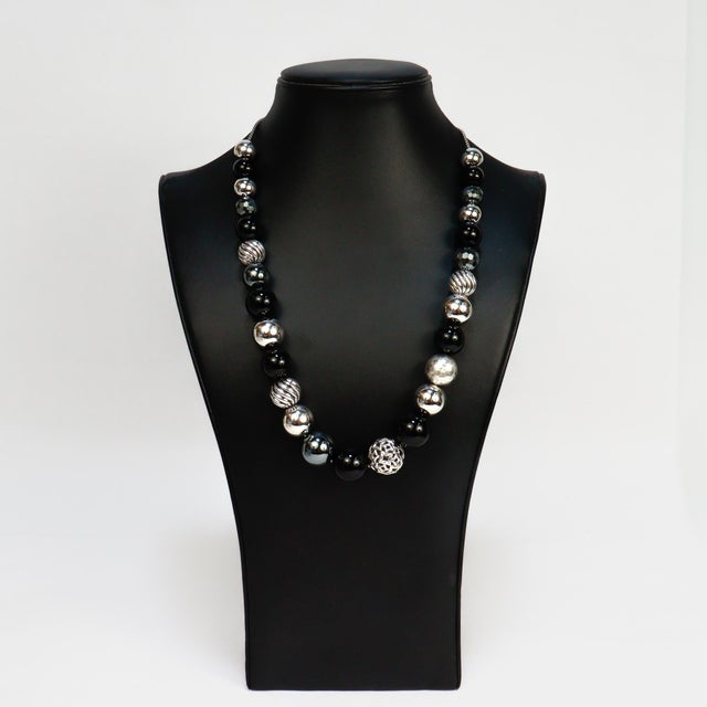 Late 20th Century David Yurman Elements Adjustable Silver, Onyx, & Hematite Bead Necklace For Sale - Image 5 of 12