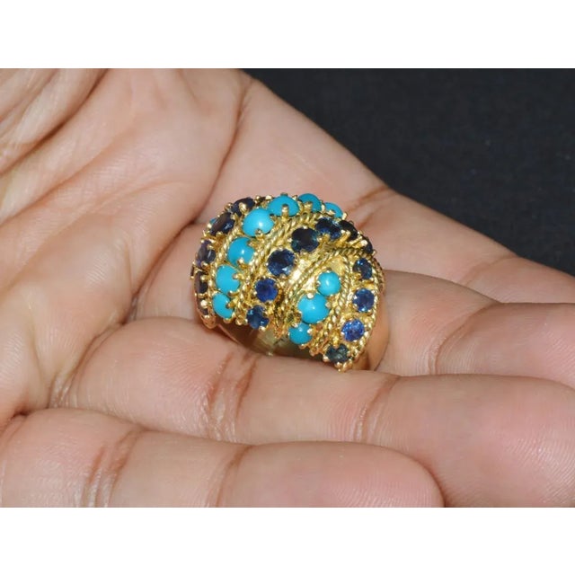 Estate Natural Sapphire Turquoise 18k Solid Gold Cocktail Domed Ring, Size 6.25 For Sale - Image 10 of 10
