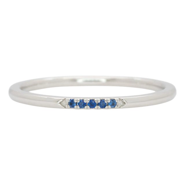 Classic Blue Sapphire Band Ring Crafted in Solid 14k Gold, Fine Jewelry, Size 6.75 For Sale
