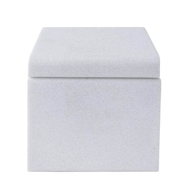 A collection full of elegant appeal, the micro-terrazzo used to create our Verbier Bath Accessories is a mix of tumbled...