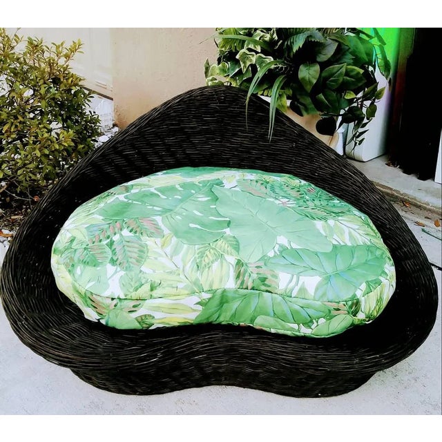 Large Custom Upholstered Palm Beach Regency Palm Leaf and Wicker Heart Shaped Dog Bed For Sale - Image 9 of 9