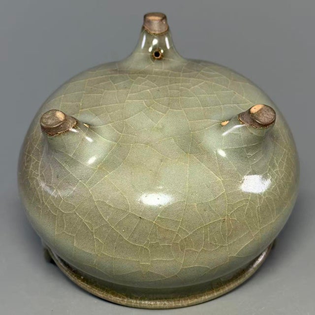 Gray Chinese Celadon Tripod Vessel, Twin‑Handle Crackle‑Glaze Collectible Decorative Censer For Sale - Image 8 of 9