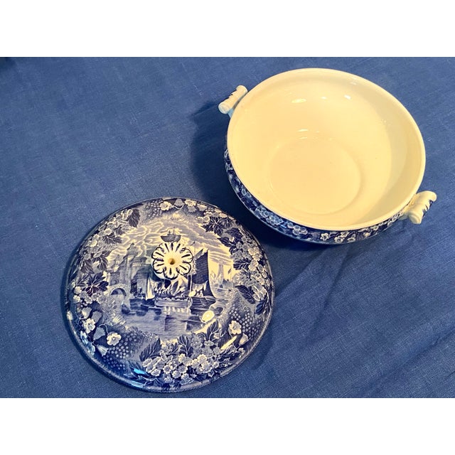 English Wedgewood 1933 Ferrara Blue Serving Dish With Lid. Blue Transferware English China With Ships, Buildings, and Flowers For Sale - Image 3 of 8