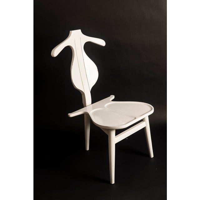 Valet Chair in White Lacquered Wood by Hans J. Wegner, 1950s For Sale - Image 4 of 14