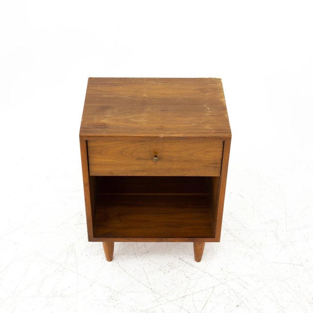 Glenn of California Style Mid Century Single Drawer Walnut Nightstand For Sale In Chicago - Image 6 of 11