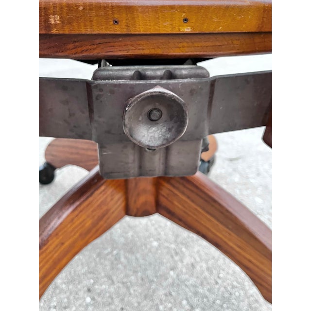 Brown Vintage Solid Oak Banker's or Typist Office Chair on Casters | Gunlocke Style For Sale - Image 8 of 12