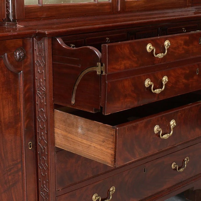 18th Century George III Mahogany Breakfront Bookcase For Sale In Boston - Image 6 of 10