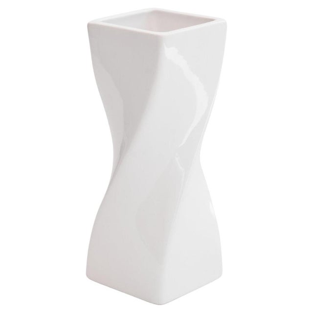 Twisted Vase in White Glazed Ceramic, 1980s For Sale - Image 9 of 9