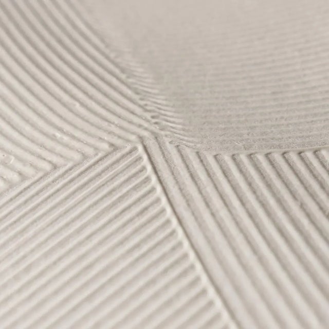 Schumacher Sample - Schumacher X David Kaihoi Hand Combed Plaster Wallpaper in Cement For Sale - Image 4 of 4