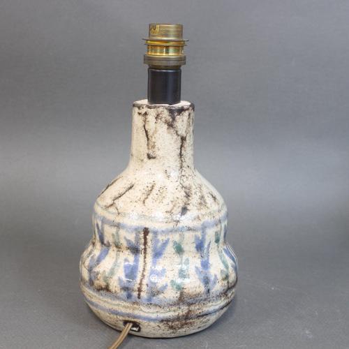1960s Mid-Century French Ceramic Table Lamp by Le Mûrier, Vallauris, 1960s For Sale - Image 5 of 13
