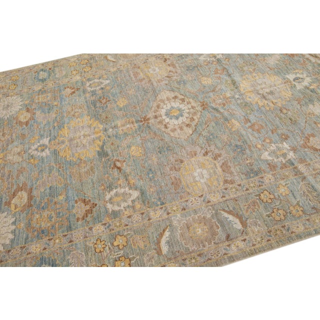 Early 21st Century Floral Modern Sultanabad Handmade Blue Wool Rug For Sale In New York - Image 6 of 7