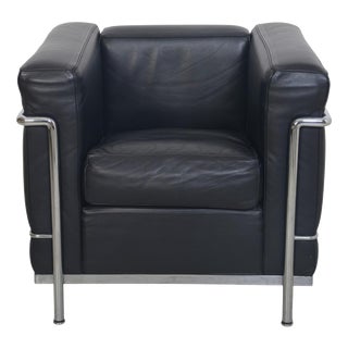 LC2/1 Chair in Black Pelle Leather by Le Corbusier, 2000s For Sale