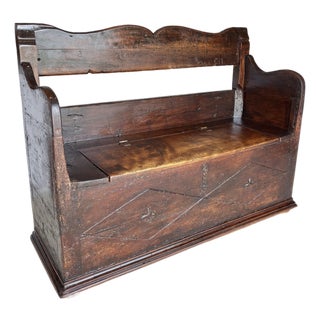 18th Century Italian Walnut Bench For Sale