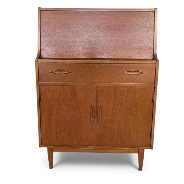 Modern Mid-Century Teak Bureau or Bar Cabinet from Jentique, 1960s For Sale - Image 3 of 11