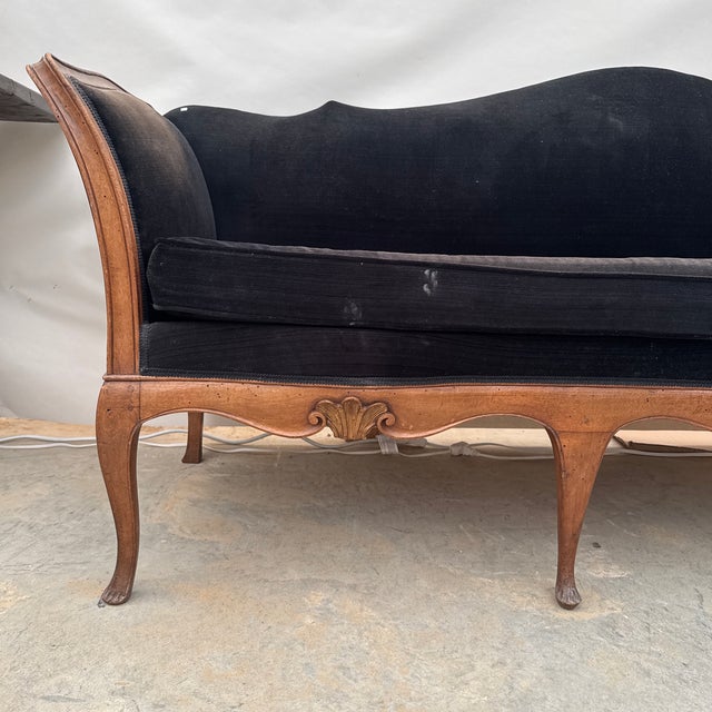 Beautiful 18th or 19th c Venetian sofa A pair is available