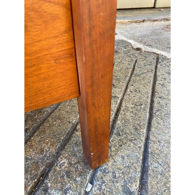 1950s William Pahlmann for Hastings 4 Drawer Dresser For Sale - Image 5 of 12