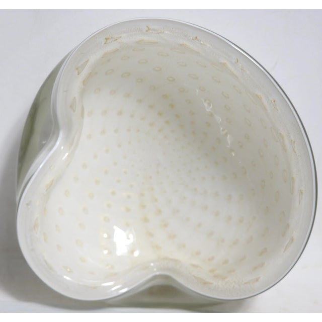 Mid Century Art Glass Bowl Made in Murano Italy For Sale In New York - Image 6 of 12